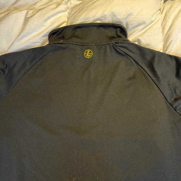 Men’s zip-neck performance pullover - Picture 3 of 3